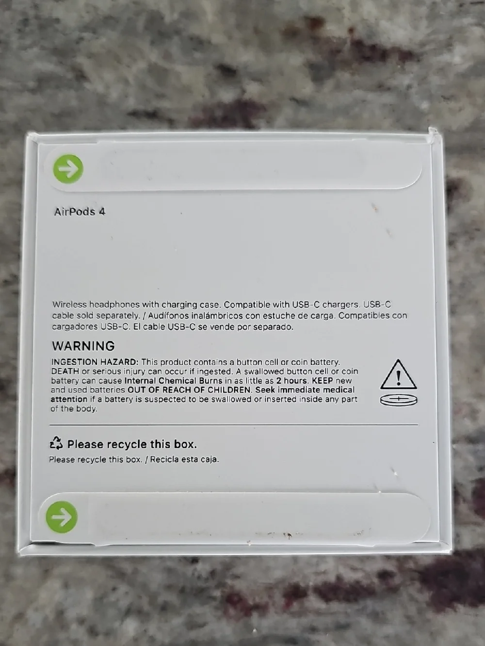 NWT Apple White Airpods 4 Wireless Earbuds with Charging Case Bluetooth